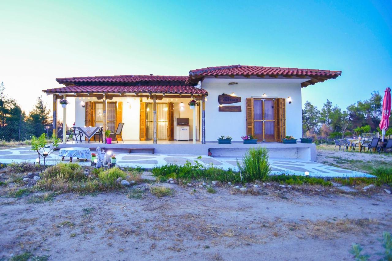 סארטי Vast Emerald, The Only House In Kavourotrypes מראה חיצוני תמונה
